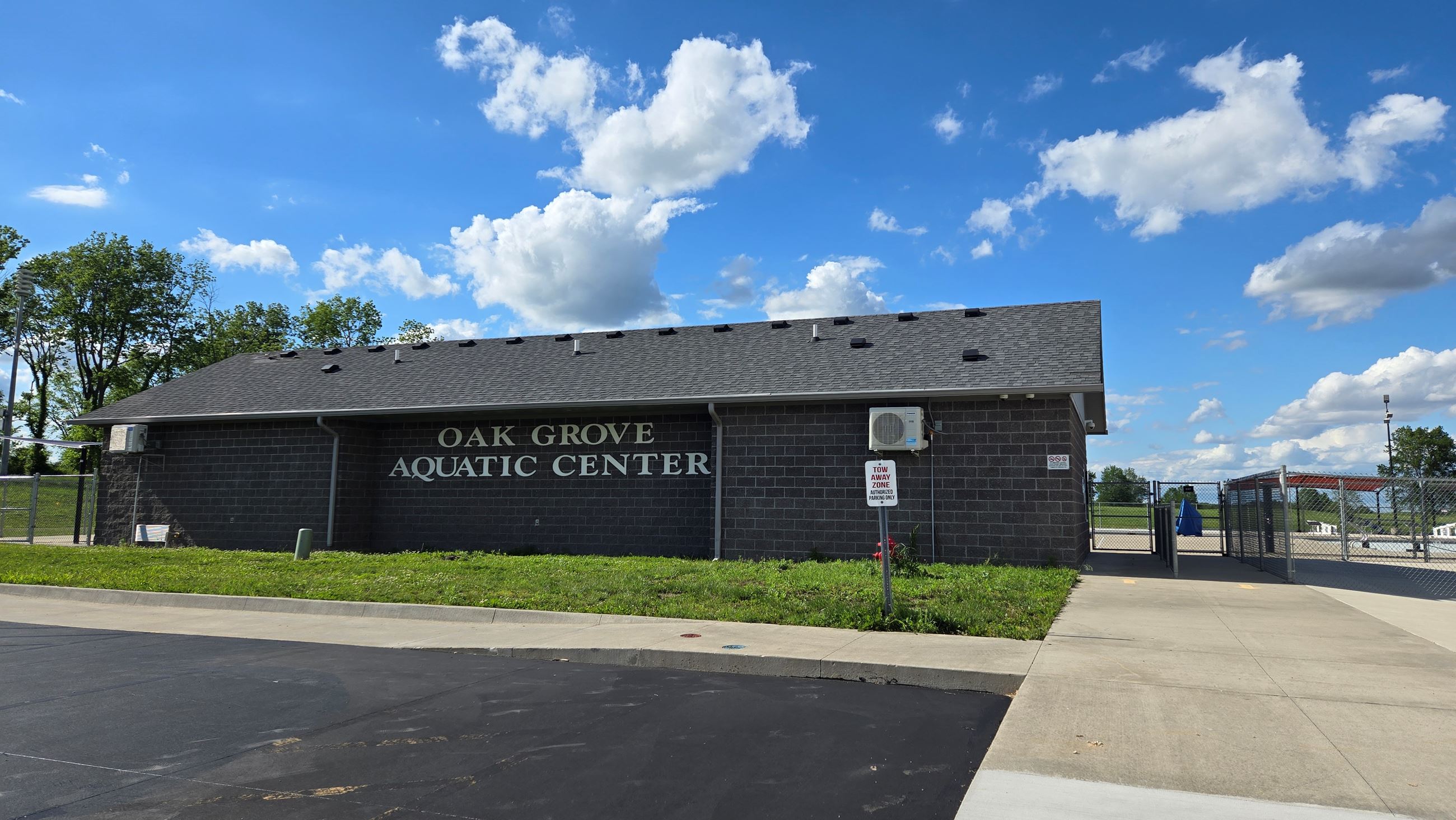 Oak Grove Aquatic Center